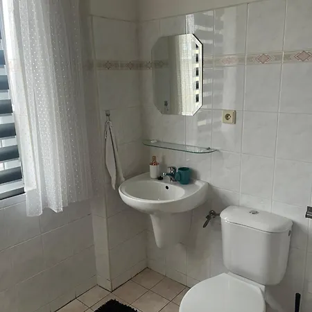 Penzion Znojmo 3* ズノイモ